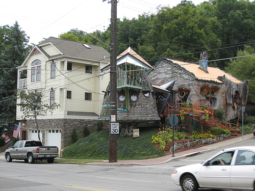 mushroom house terry brown usa
