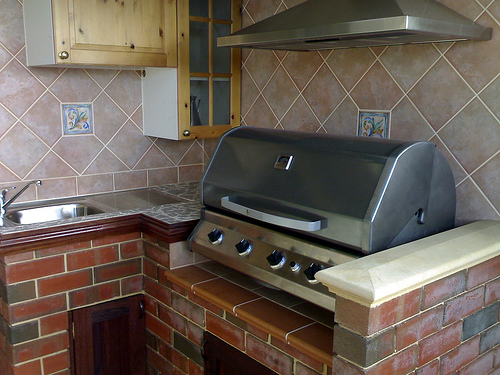 Gourmet Outdoor Kitchen